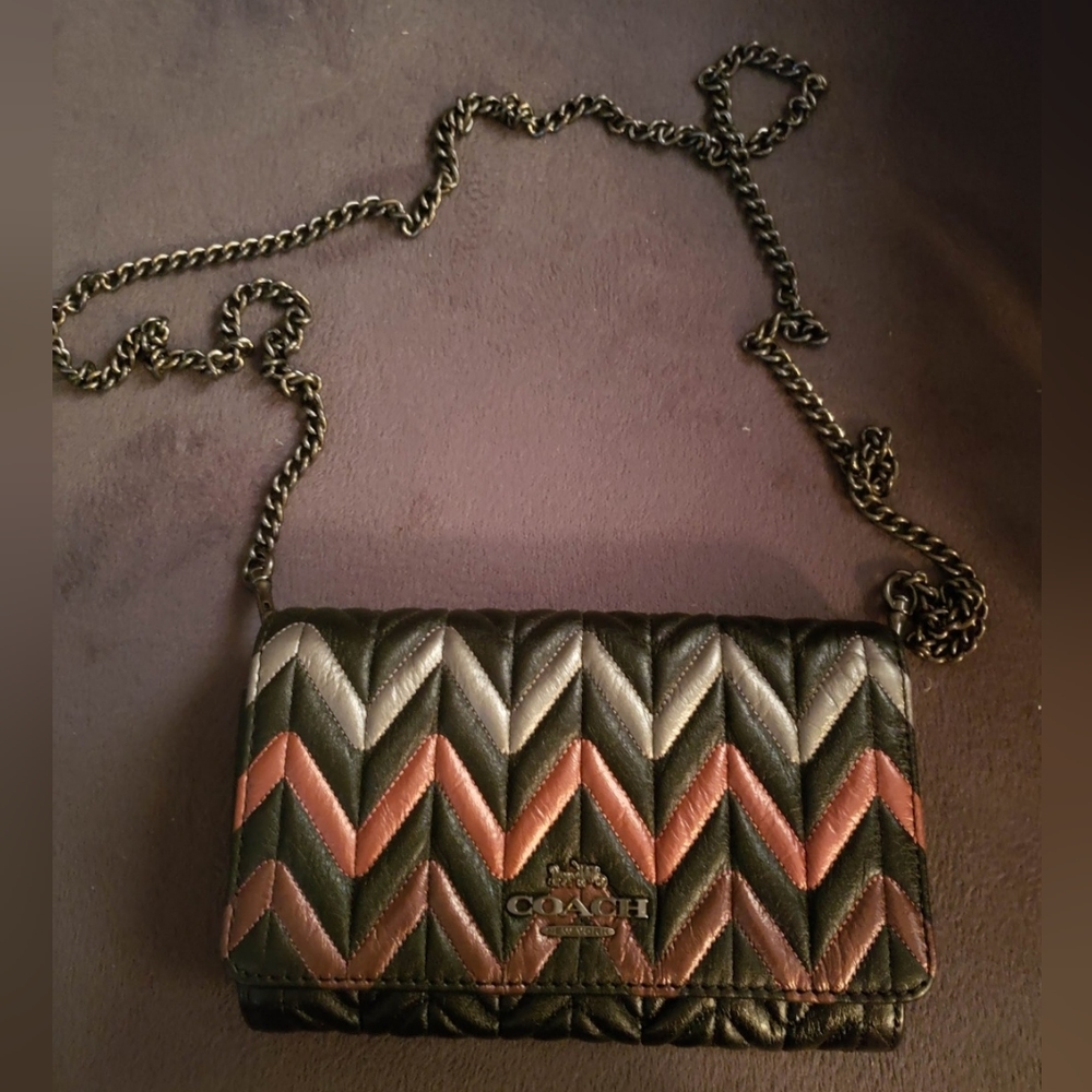 COACH Quilted Metallic Calf Leather  Chevron Crossbody Handbag BLACK MULTI/BLACK